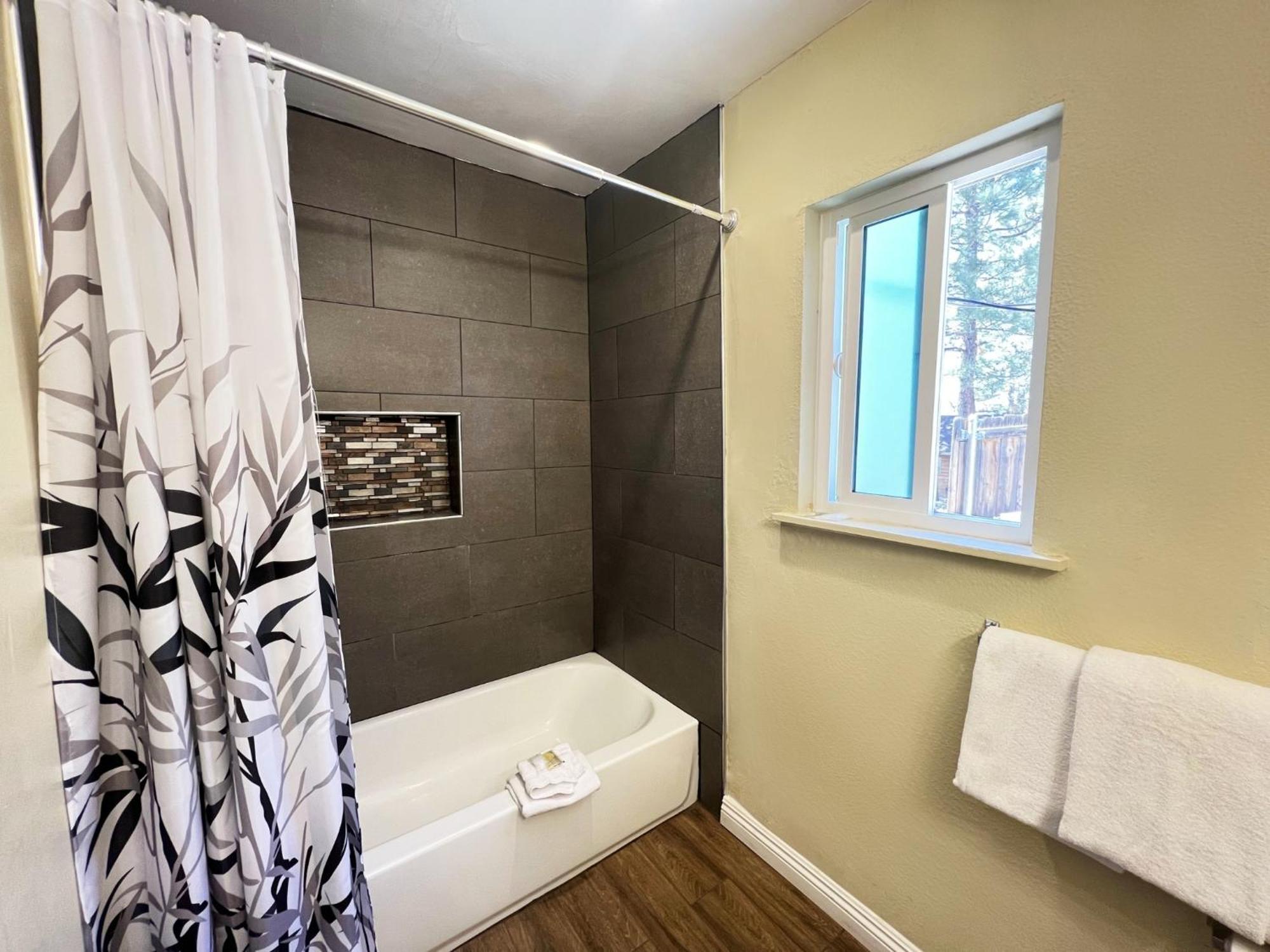 Omeo Suites Big Bear Big Bear Lake Ruang foto